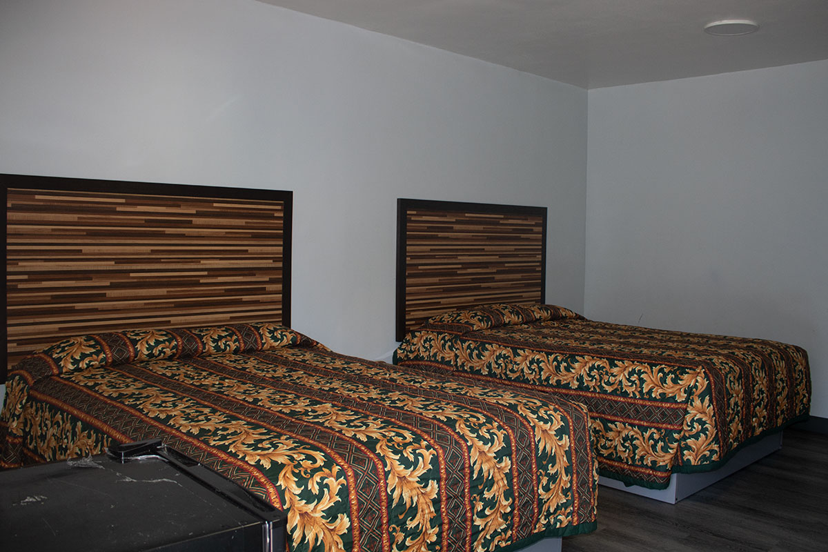 Plaza Inn Motel Rosemead - Spacious Room at Affordable Rates