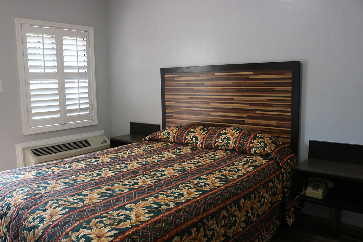 Plaza Inn Motel Rosemead - Modern and Affordable Room